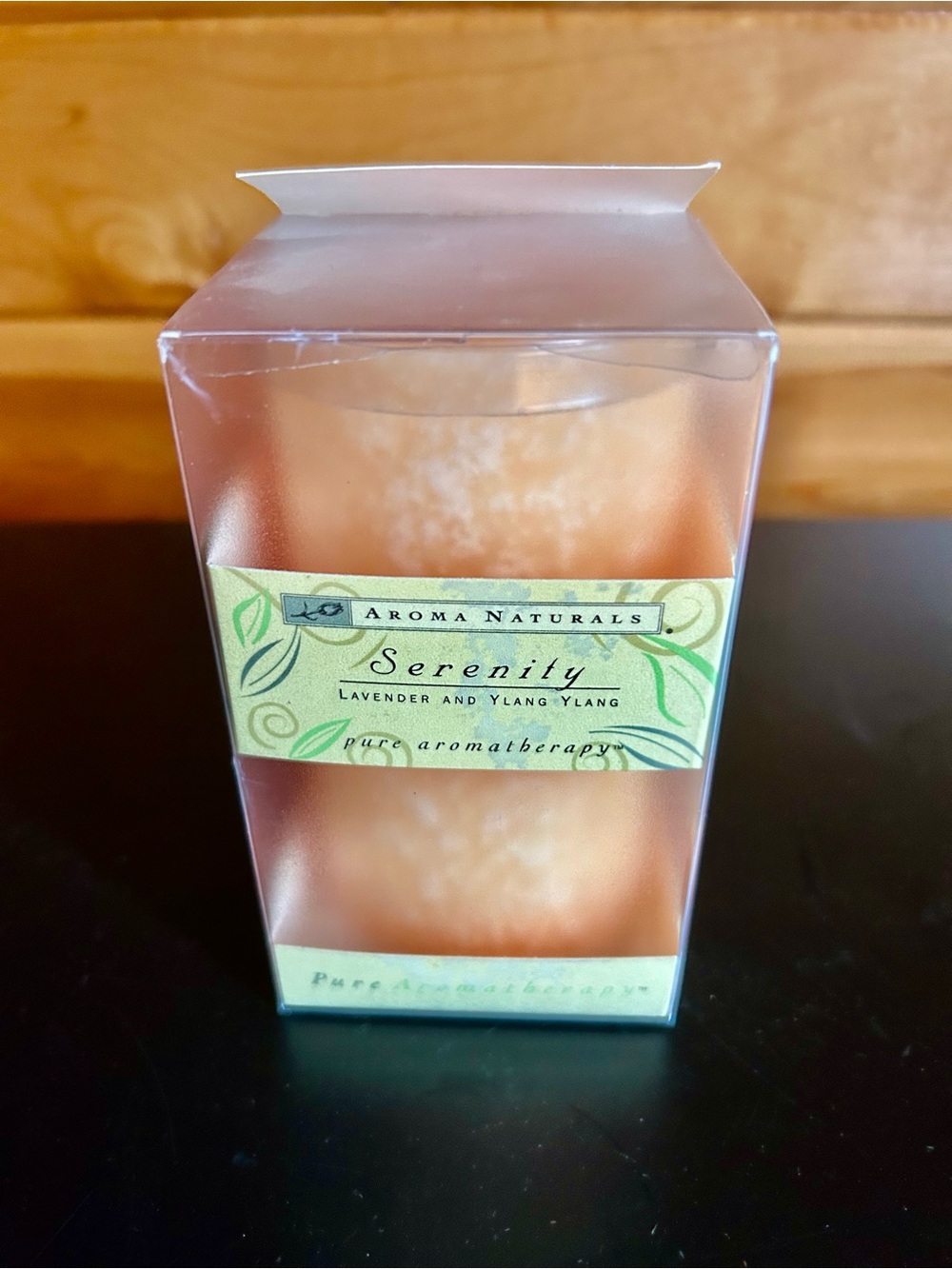Aroma Naturals "Serenity" Lavender & Ylang Ylang Candle - Peach